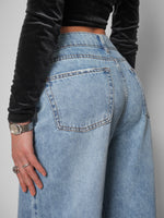 Load image into Gallery viewer, Jean Wide Leg Echo Room