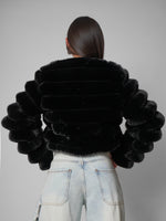 Load image into Gallery viewer, Abrigo Plush negro