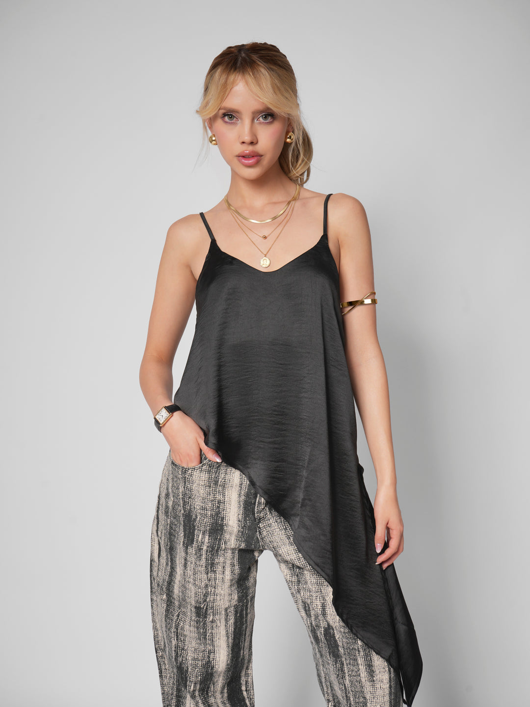 Top black asimetric