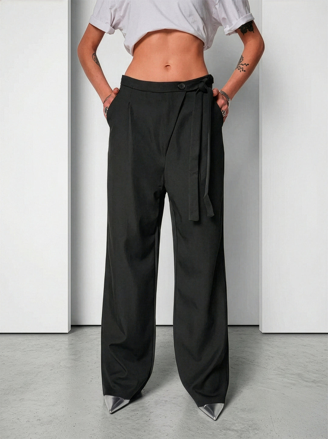 Pantalon asimetric room