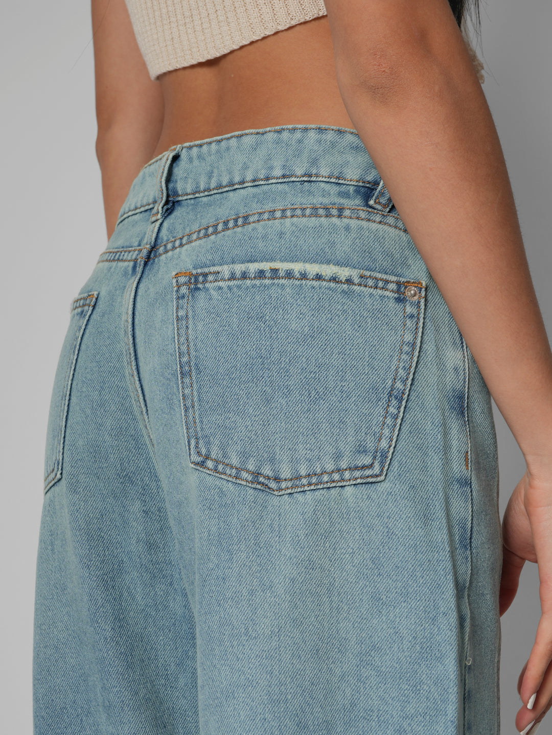 Jean wide Light circus