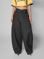 Load image into Gallery viewer, Jean barrel Raw Varsity
