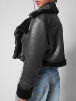 Load image into Gallery viewer, Chaqueta Velvet void
