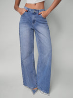 Load image into Gallery viewer, Jean wide leg cloud

