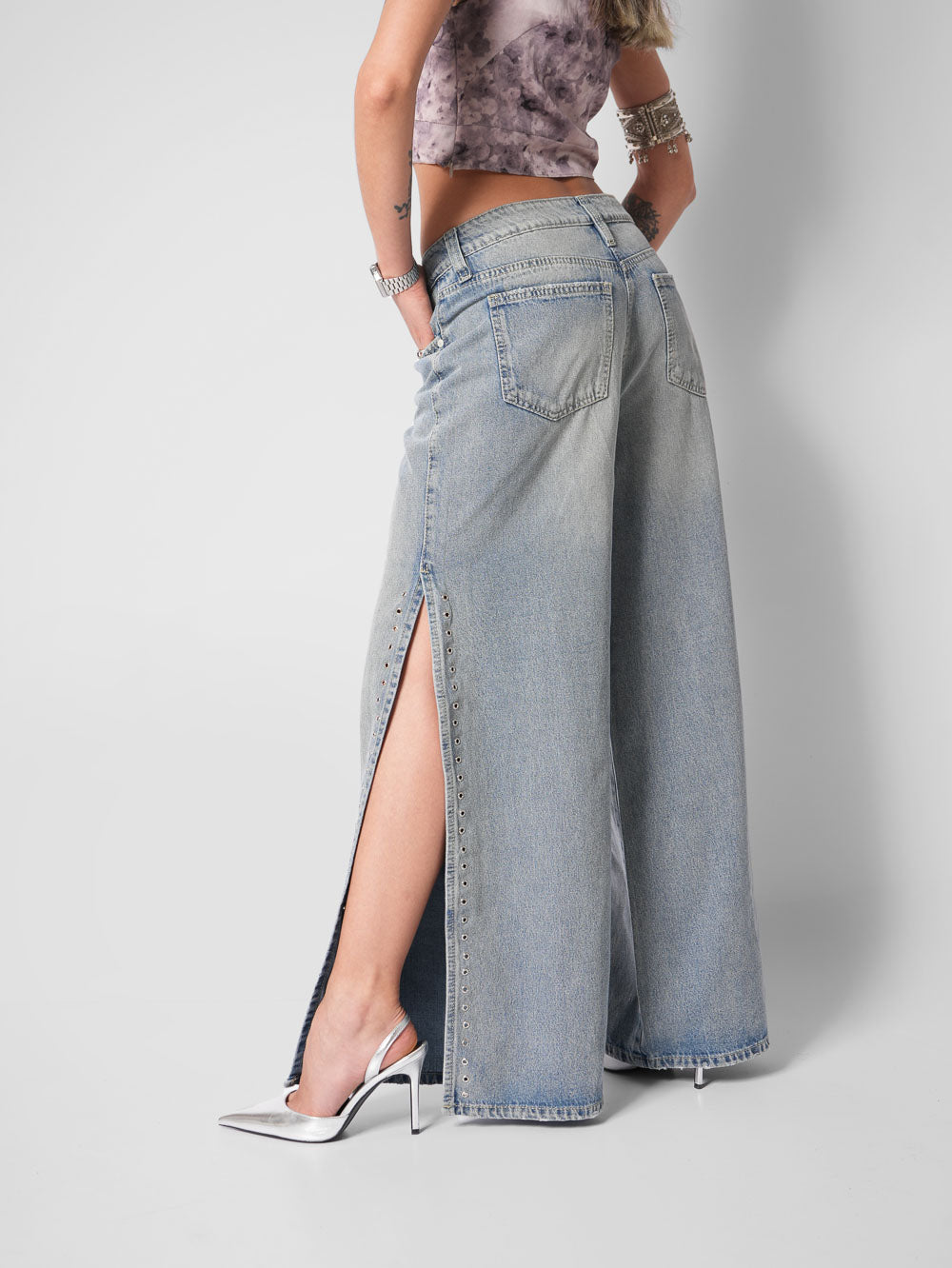 Jean Wide Leg Fever