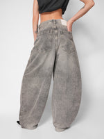 Load image into Gallery viewer, Jean barrel Basement
