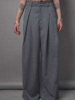 Load and play video in Gallery viewer, Pantalon prenses affair gris
