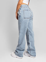 Load image into Gallery viewer, Jean wide leg Windsor

